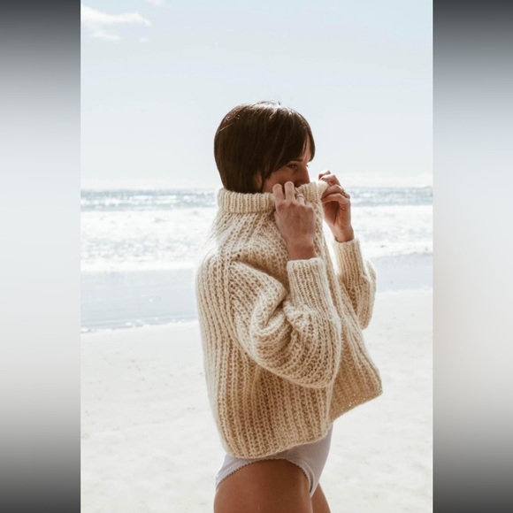 Olann Handmade Colette sweater - Picture 2 of 8